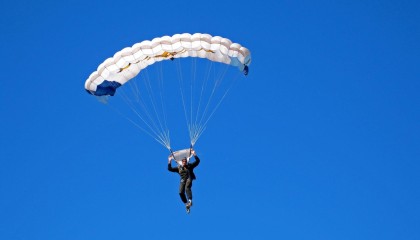九游体育官网首页-_校园运动会：激发少年儿童运动兴趣_，校运会开展