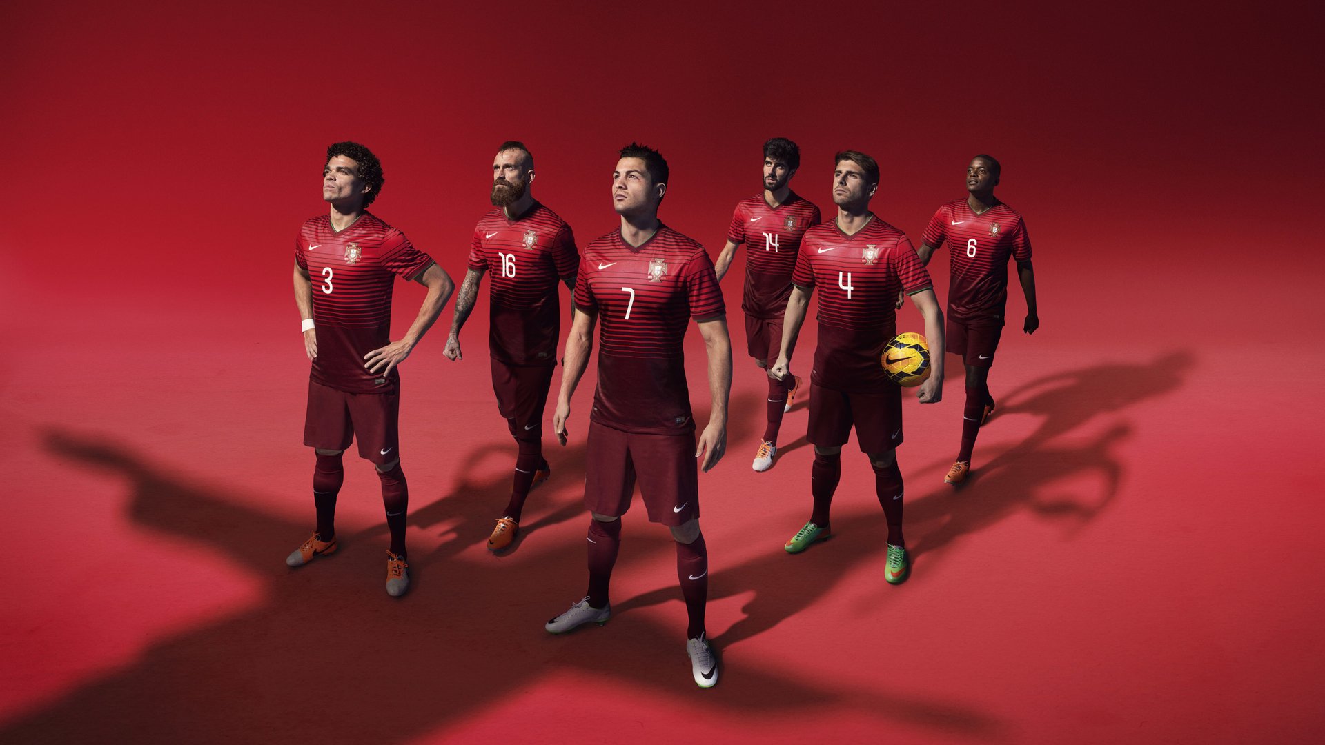 《Uzi：从无名到传奇，电竞梦想永不止步》，uzi在电竞圈的地位